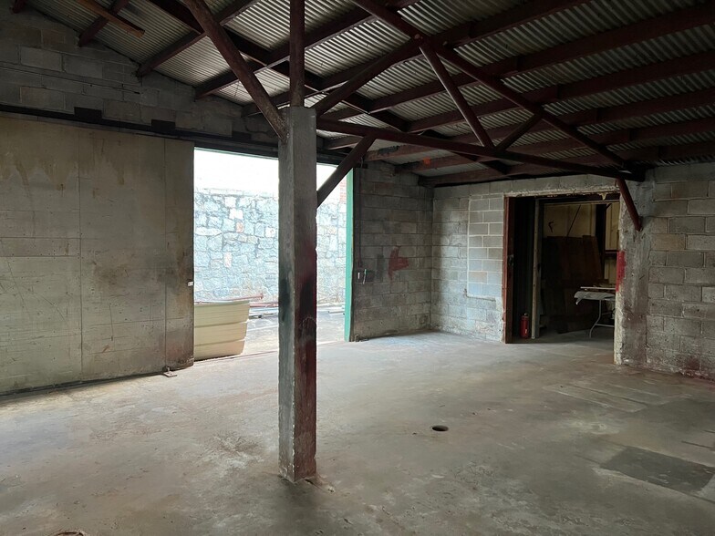 2833 Washington St, Avondale Estates, GA à louer - Photo du bâtiment - Image 3 de 9