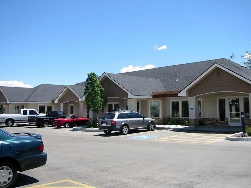 208 S Academy Ave, Eagle, ID à louer Photo du bâtiment- Image 1 de 5