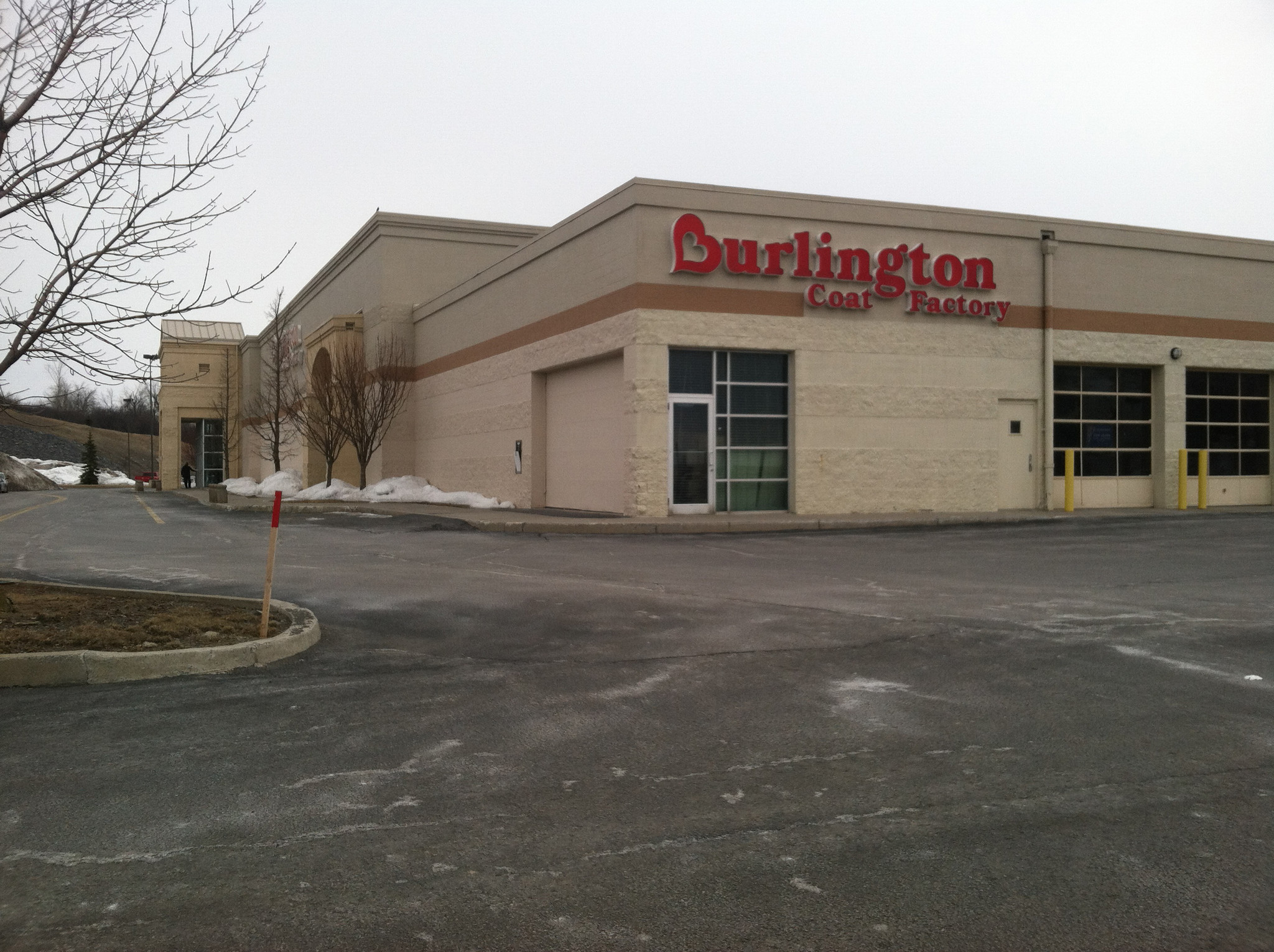 21182 Salmon Run Mall Loop W, Watertown, NY for sale Building Photo- Image 1 of 1