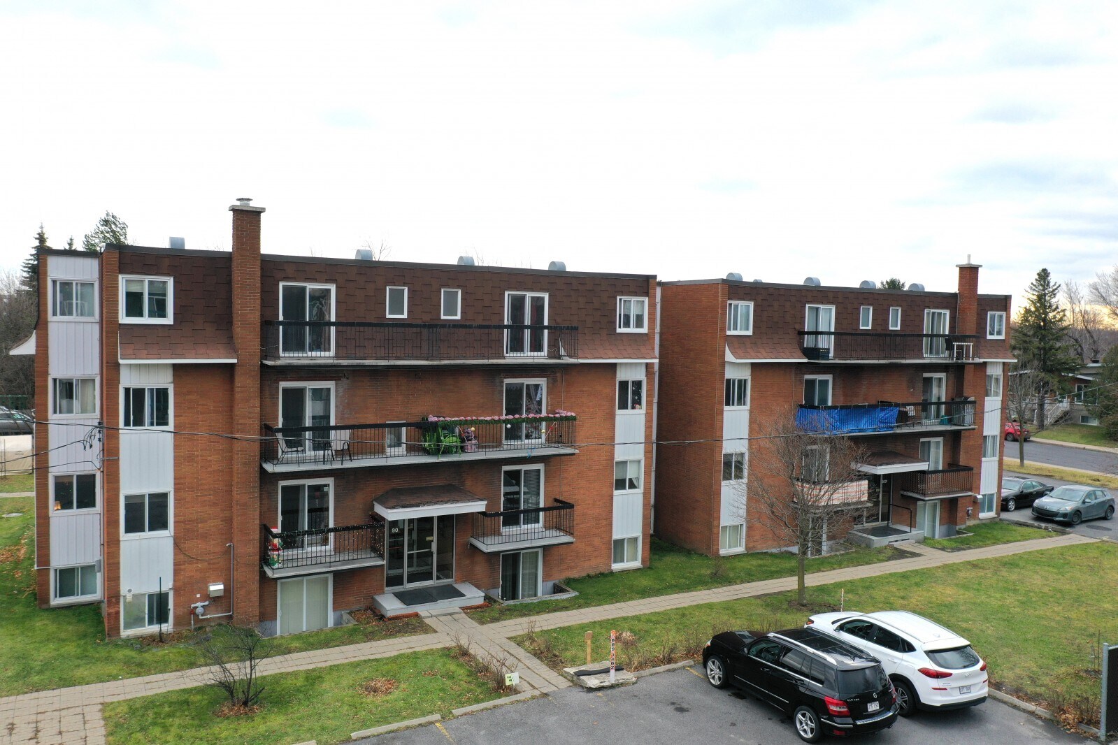 3031 Rue Racicot, Longueuil, QC à vendre Photo principale- Image 1 de 1