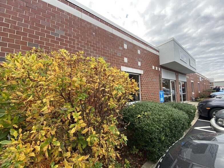 293-317 Libbey Industrial Pky, Weymouth, MA à louer - Photo du bâtiment - Image 3 de 19