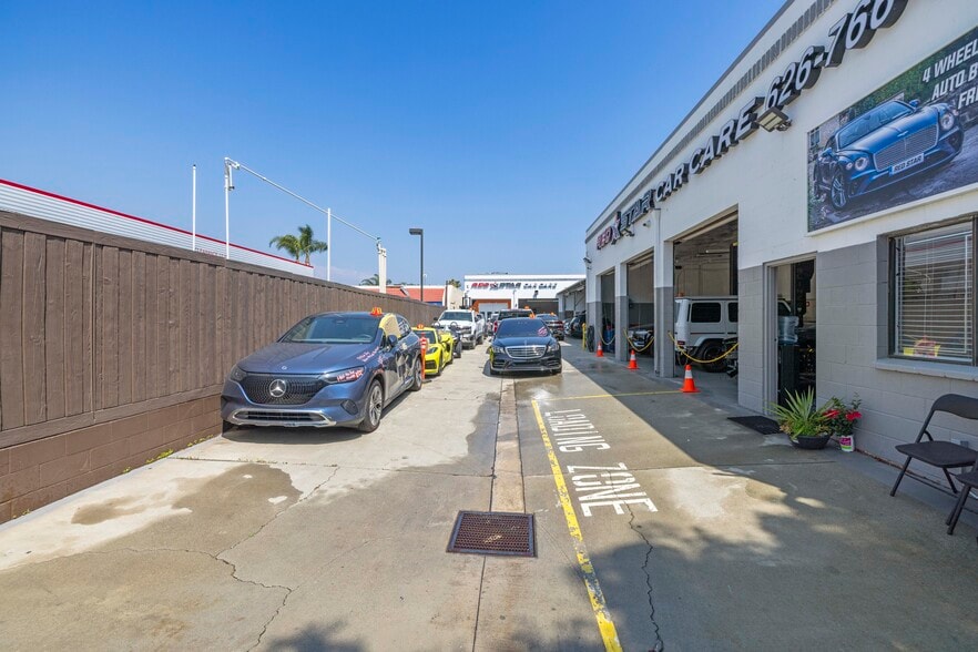 188 N Daisy Ave, Pasadena, CA for sale - Building Photo - Image 2 of 19