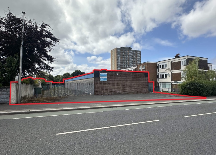 331 Cregagh Rd, Belfast for sale Primary Photo- Image 1 of 7