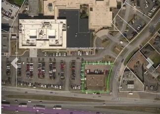 Plus de détails pour 13131 East Fwy, Houston, TX - Commerce de détail à vendre