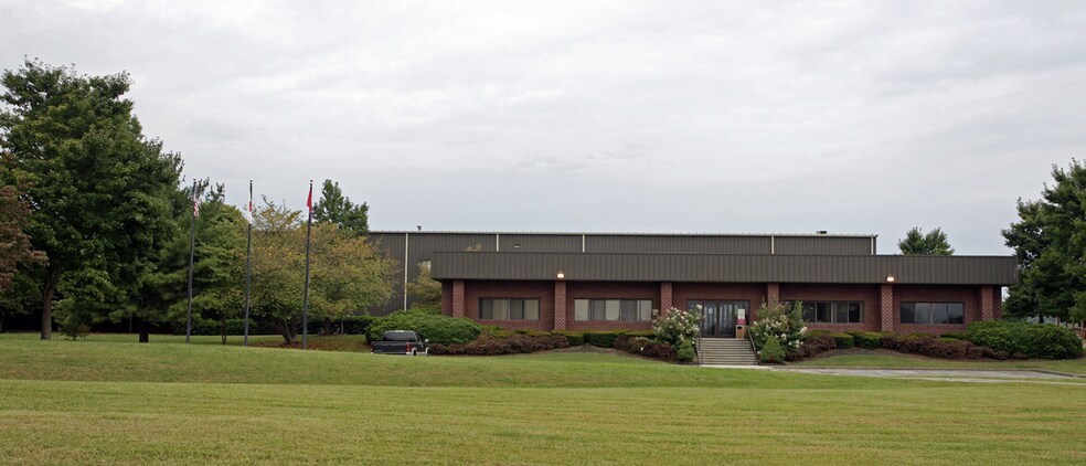 128 River Bend Dr, Sevierville, TN à louer - Photo du bâtiment - Image 2 de 24