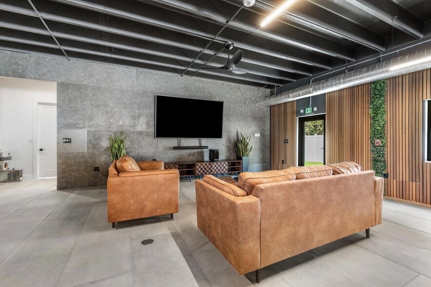 3351 N Federal Hwy, Delray Beach, FL for lease - Building Photo - Image 3 of 12