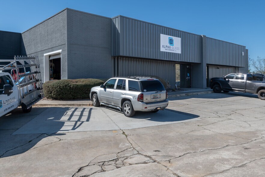1500 Farmer Rd NW, Conyers, GA à louer - Photo du bâtiment - Image 3 de 7