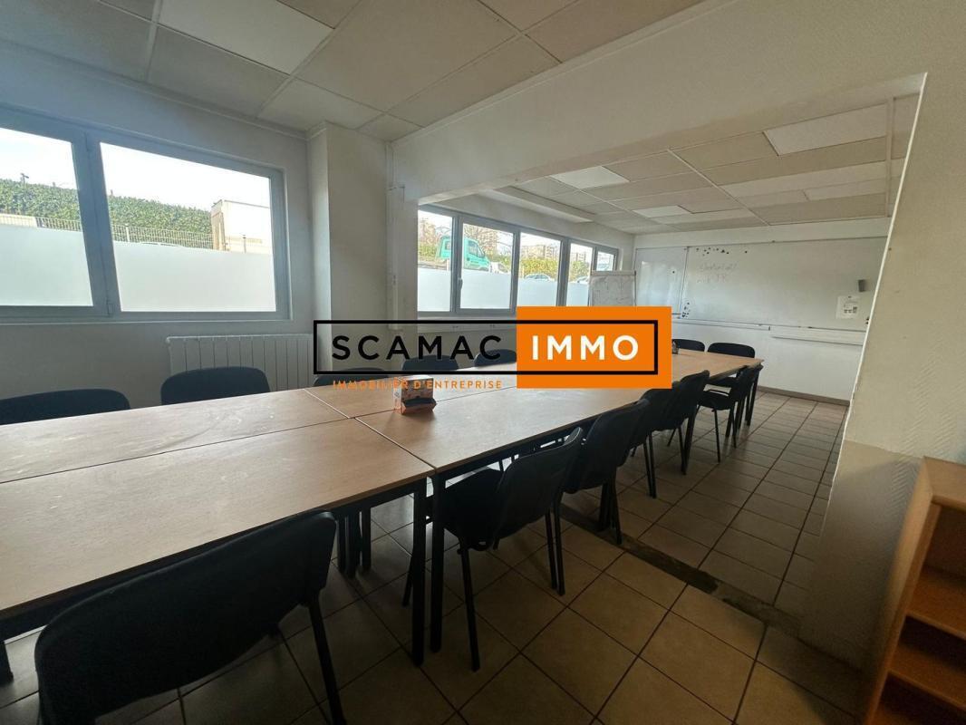 Bureau dans Argenteuil à louer Photo intérieure- Image 1 de 10