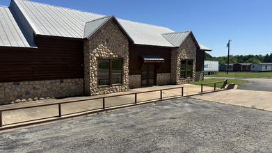 1630 Highway 290 W, Brenham, TX for lease Building Photo- Image 2 of 14