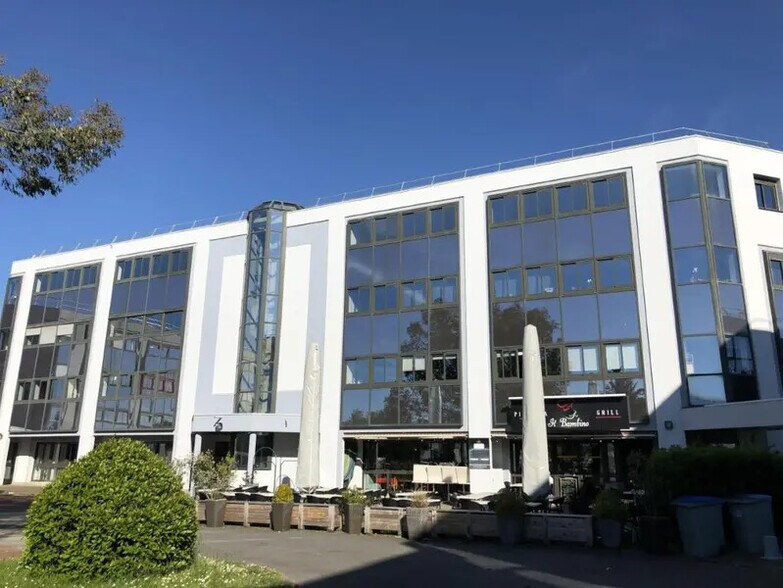1 Rue Charles Lindbergh, Bouguenais à louer - Photo du bâtiment - Image 1 de 16