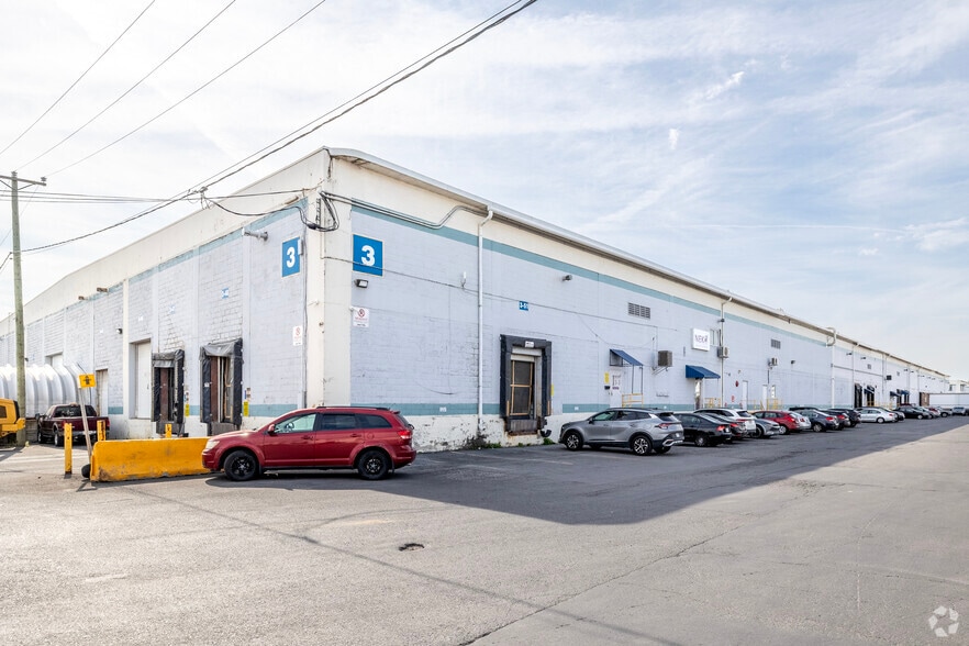 2555 Av Dollard, Montréal, QC à vendre - Photo principale - Image 1 de 1