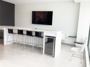 2070-2112 N Clybourn Ave, Chicago, IL à louer Photo intérieure- Image 2 de 7