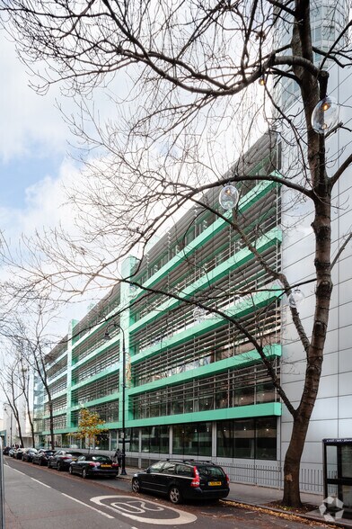 13-17 Fitzroy St, London for lease - Building Photo - Image 3 of 11