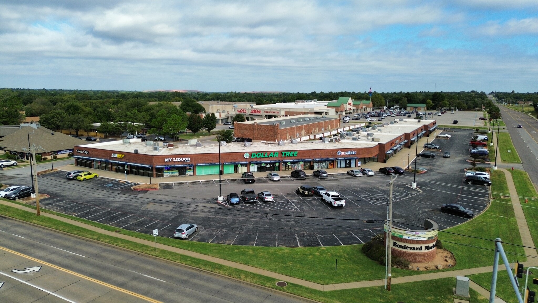101 N Douglas Blvd, Midwest City, OK for lease Building Photo- Image 1 of 12