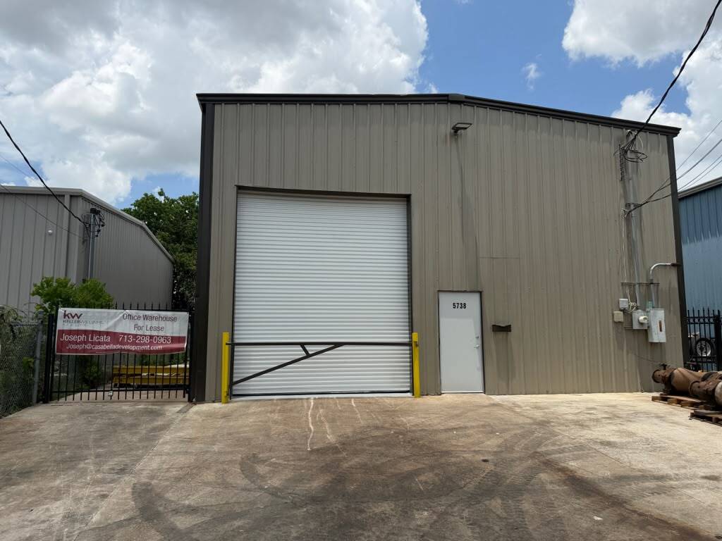 5738 Hogue St, Houston, TX for lease Building Photo- Image 1 of 10