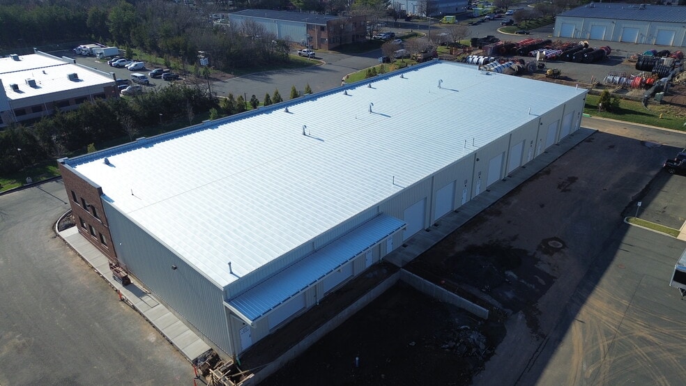 11982 Wilton Meadows Ct, Manassas, VA for lease - Building Photo - Image 2 of 6