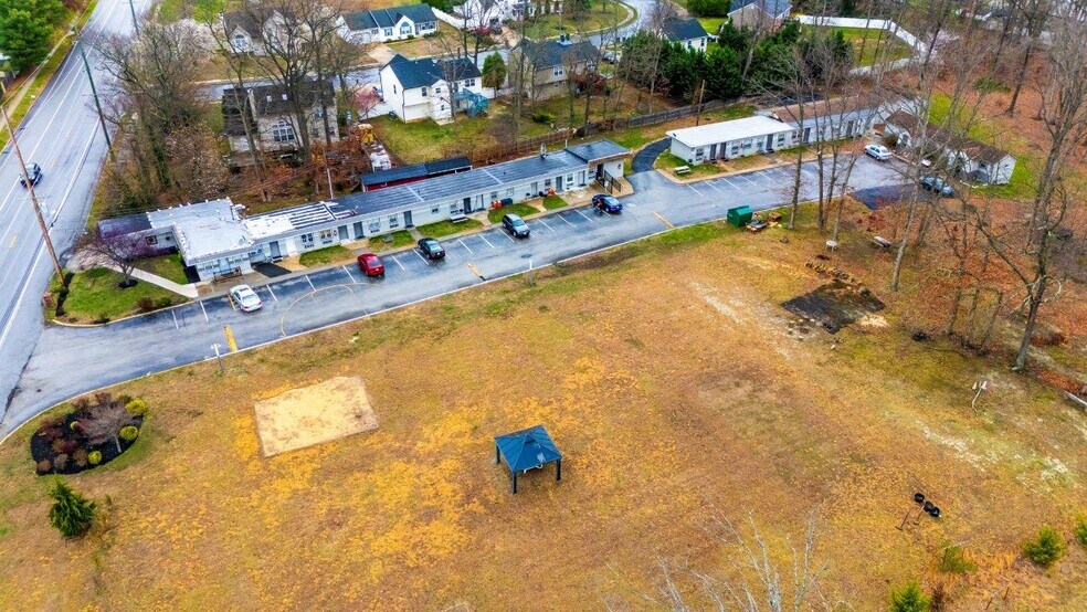 899 Corkery Ln, Williamstown, NJ à vendre - Photo du bâtiment - Image 3 de 18