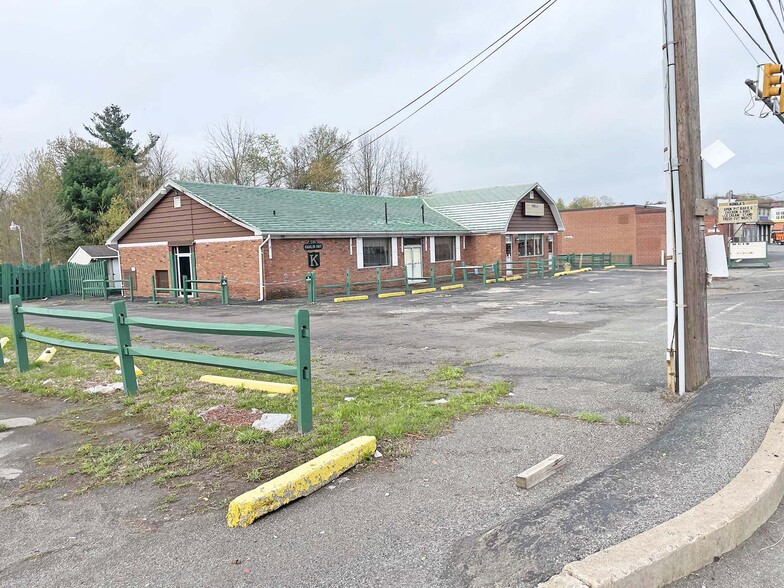 596 Hamlin Hwy, Hamlin, PA for sale - Building Photo - Image 2 of 17