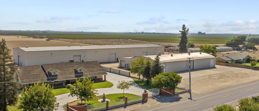 16240 S Fowler Ave, Selma, CA for sale - Building Photo - Image 1 of 4