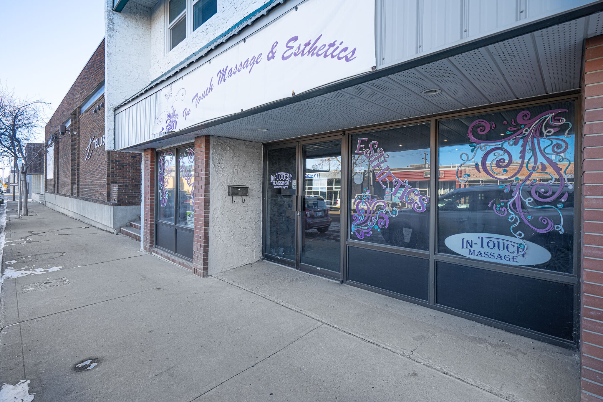 5017 50 St, Lloydminster, AB for sale Primary Photo- Image 1 of 1