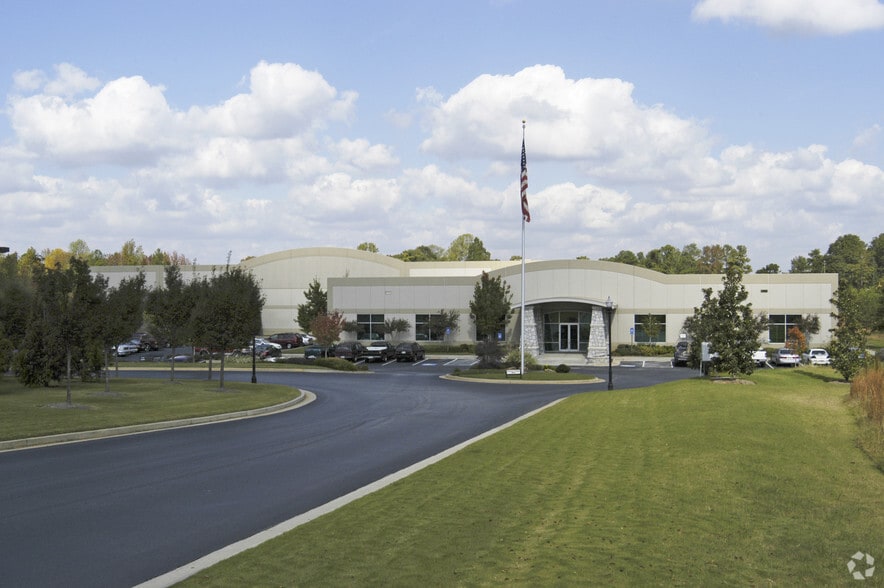 2832 Anvil Block Rd, Ellenwood, GA for lease - Building Photo - Image 2 of 6