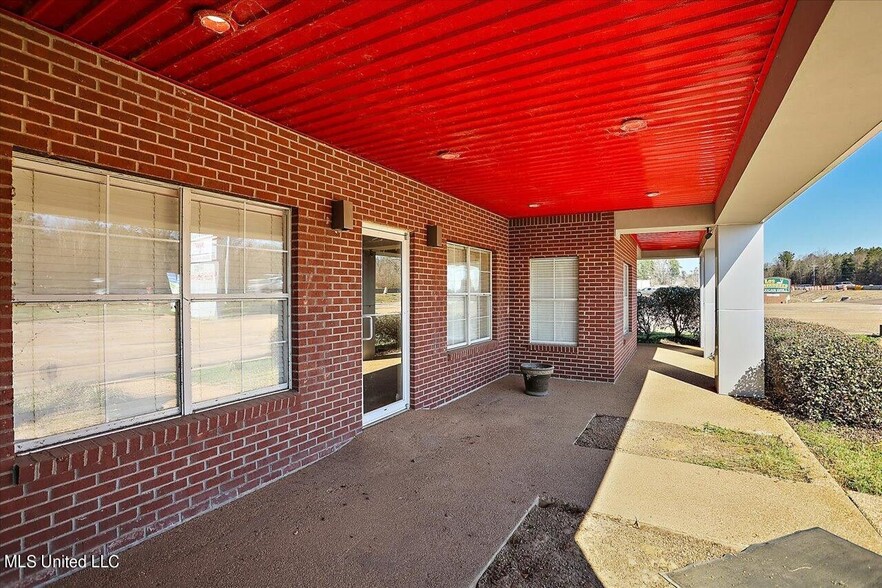 2873 Highway 49 S, Florence, MS à louer - Photo du bâtiment - Image 3 de 20
