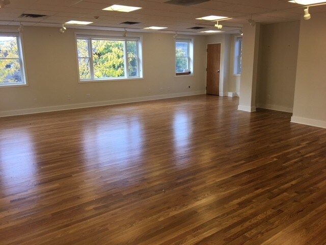 135 Bedford St, Stamford, CT à louer - Photo intérieure - Image 2 de 8