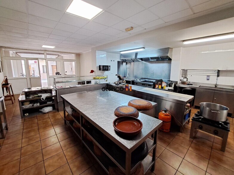 Retail in La Llosa de Ranes, Valencia for sale - Primary Photo - Image 1 of 8