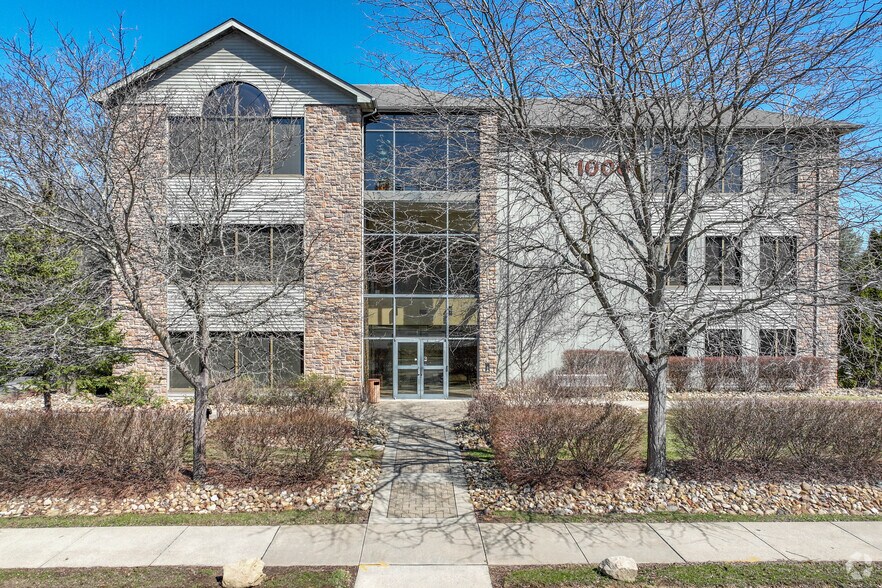 1000 Stonewood Dr, Wexford, PA à vendre - Photo du bâtiment - Image 2 de 21