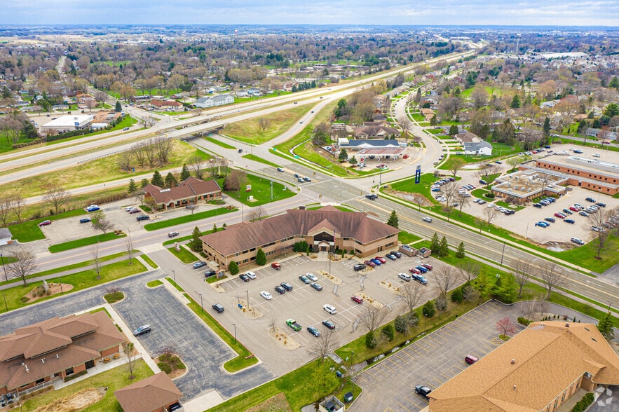 100 Wilburn Rd, Sun Prairie, WI à louer - Aérien - Image 2 de 4