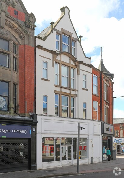 5 Stephenson Pl, Chesterfield à vendre - Photo principale - Image 1 de 1