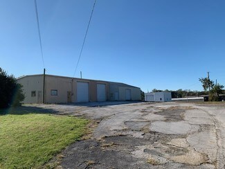 Plus de détails pour 713 Gray Ln, Mount Pleasant, TN - Industriel à vendre