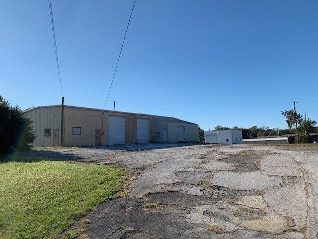 More details for 713 Gray Ln, Mount Pleasant, TN - Industrial for Sale