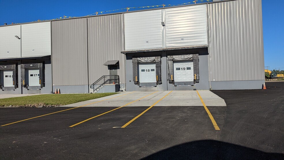 485 Ludwig Ave, Buffalo, NY à louer - Photo du bâtiment - Image 3 de 9