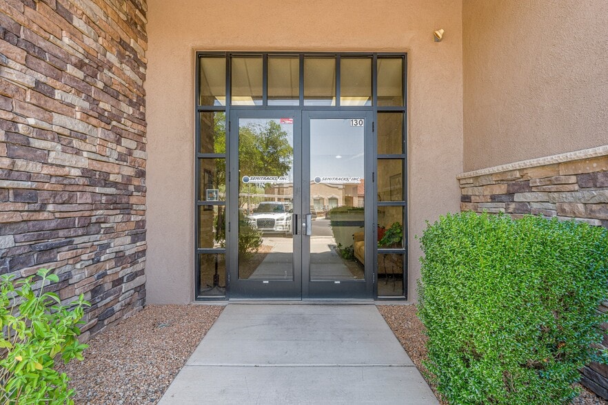 12480 N Rancho Vistoso Blvd, Oro Valley, AZ à vendre - Photo du bâtiment - Image 3 de 12