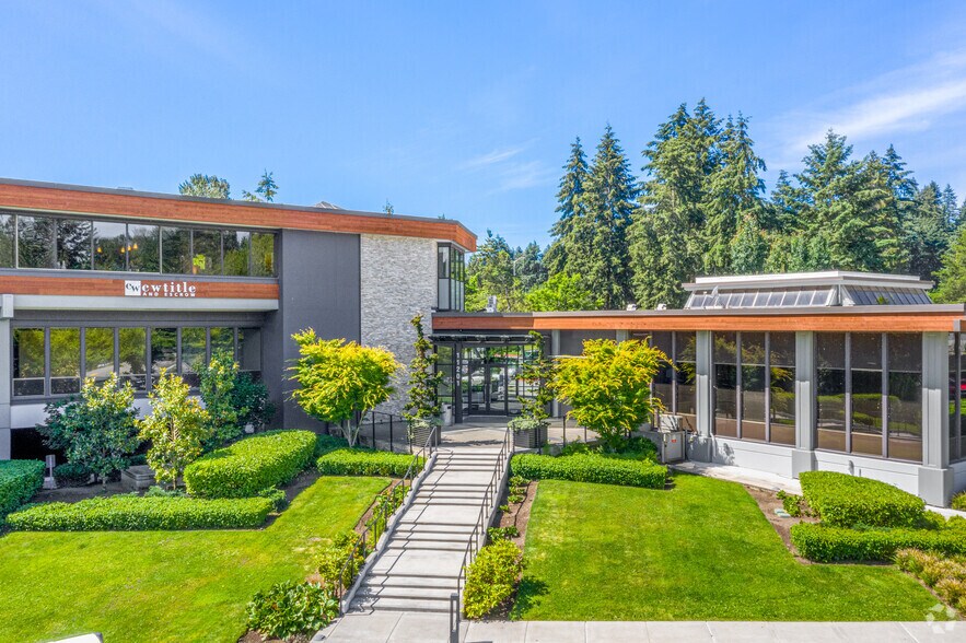 11201 Se 8th St, Bellevue, WA à louer - Photo du bâtiment - Image 1 de 4