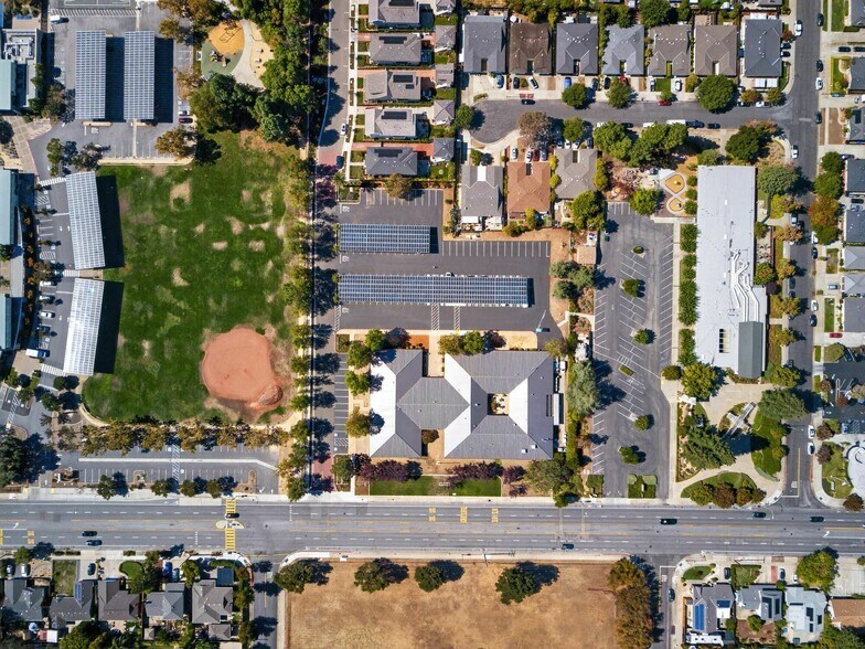 3235 Union Ave, San Jose, CA à louer - Photo du bâtiment - Image 3 de 34