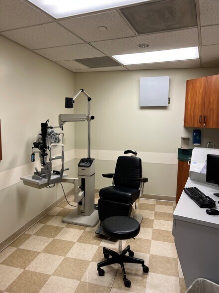 2171 NOSTRAND Ave, Brooklyn, NY à louer - Photo intérieure - Image 2 de 4