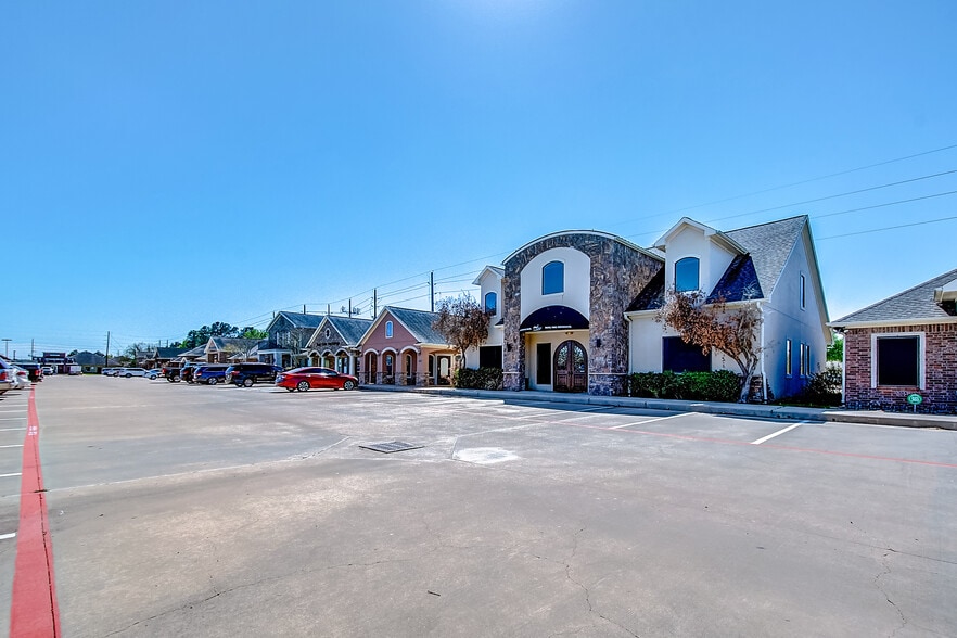 21386 Provincial Blvd, Katy, TX for sale - Building Photo - Image 2 of 30