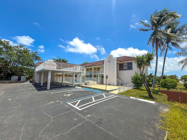 1528 S Federal Hwy, Lake Worth, FL à vendre - Photo du bâtiment - Image 1 de 10