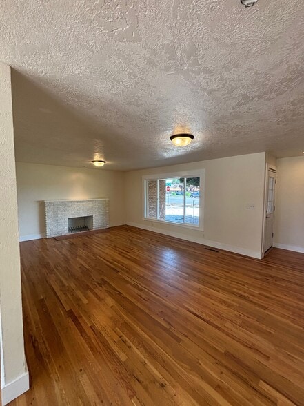 6604 W Overland Rd, Boise, ID for sale - Interior Photo - Image 3 of 10