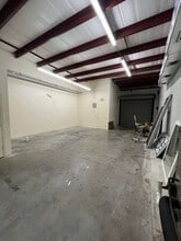 1525 NW 3rd St, Deerfield Beach, FL for lease Interior Photo- Image 2 of 3