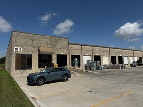 1819 Turning Basin Dr, Houston, TX for lease Building Photo- Image 1 of 7