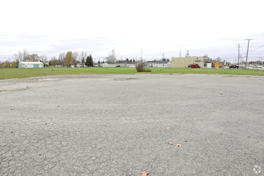 57343 Gratiot Ave, New Haven, MI for sale - Building Photo - Image 3 of 3