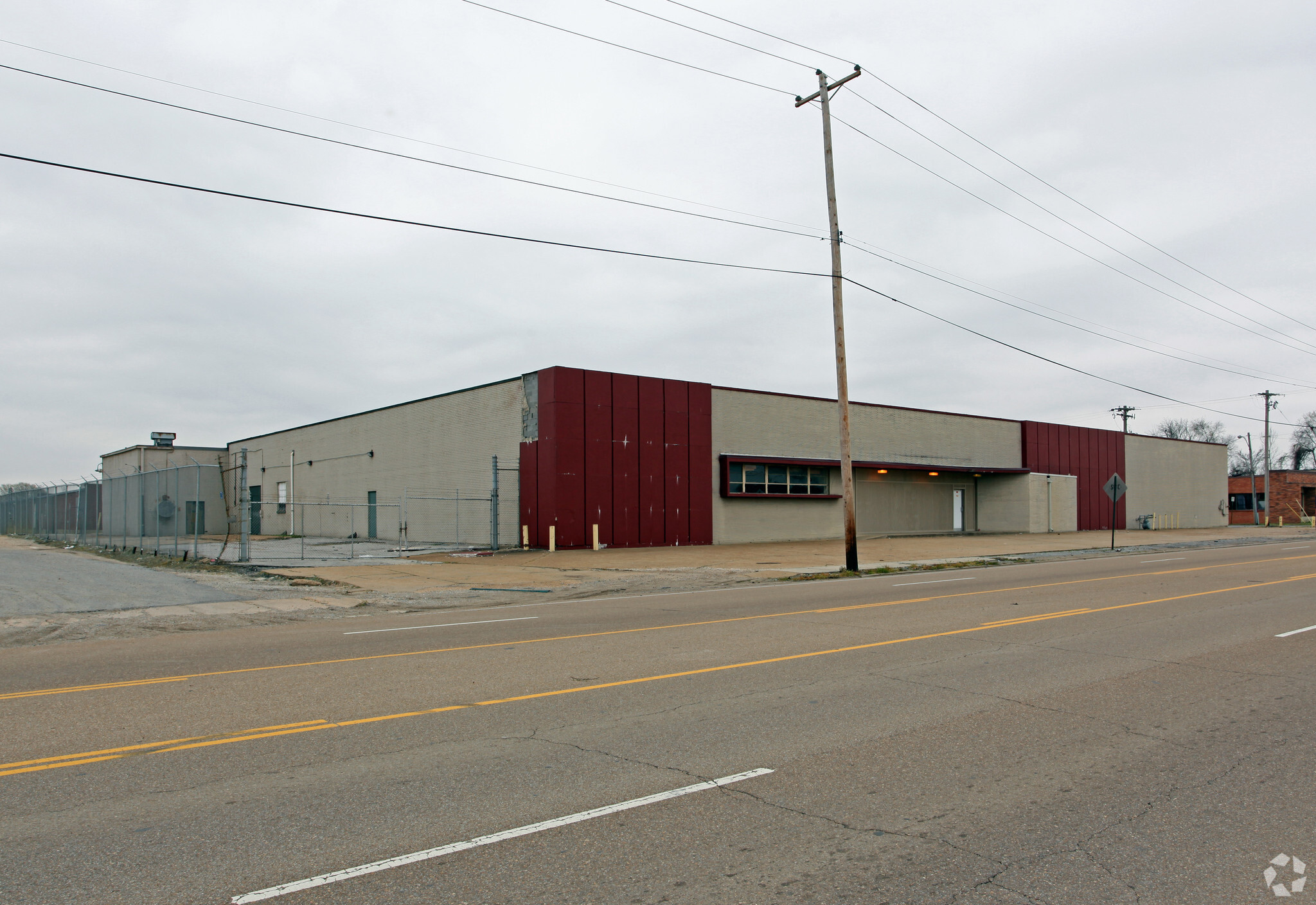 1500 Thomas St N, Memphis, TN for lease Primary Photo- Image 1 of 3