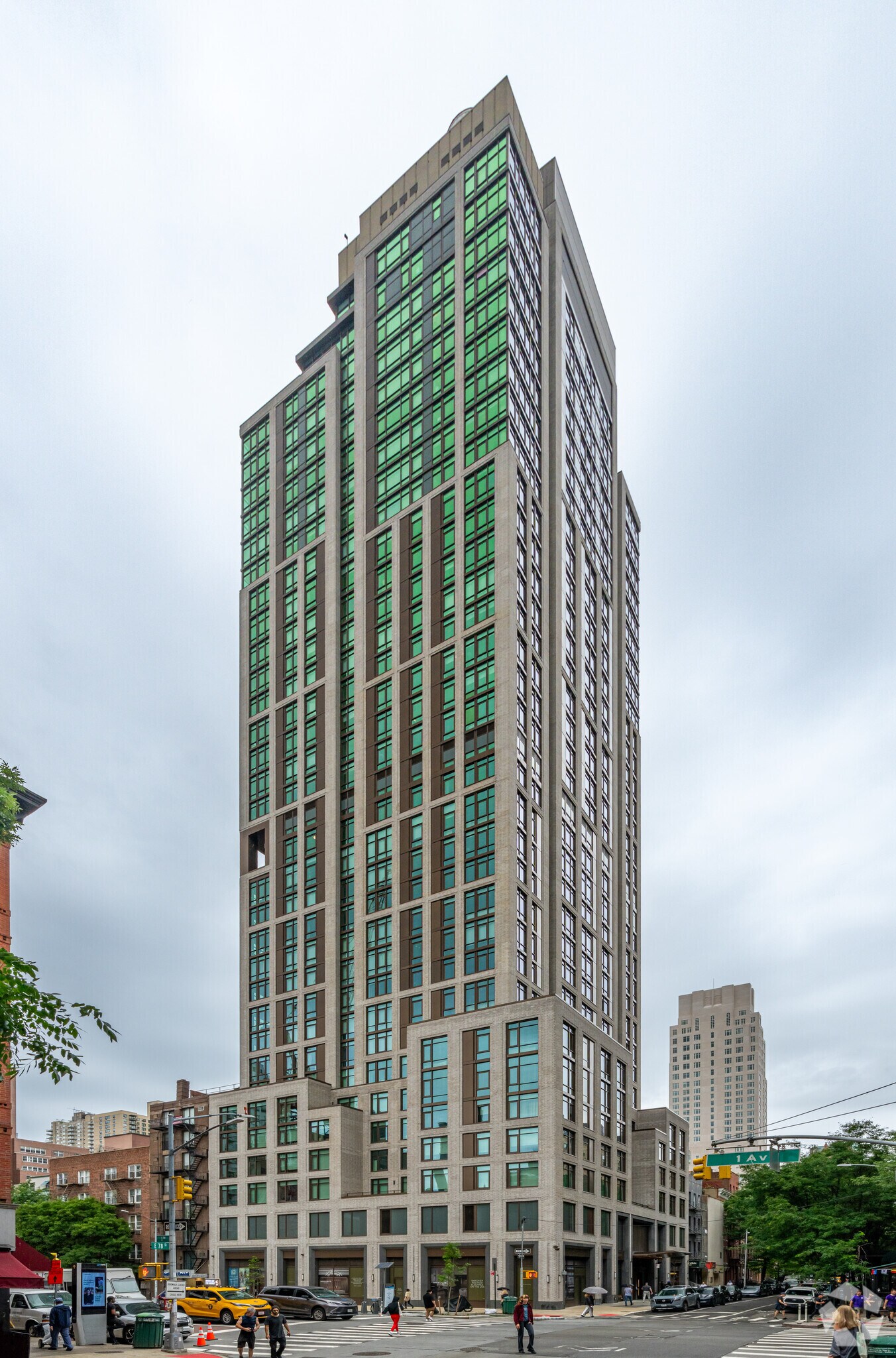 1489 2nd Ave, New York, NY à vendre Photo du bâtiment- Image 1 de 5