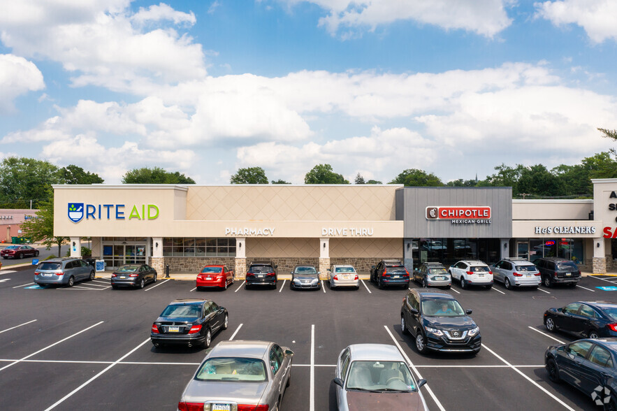 1413-1441 Old York Rd, Abington, PA for lease - Building Photo - Image 3 of 6