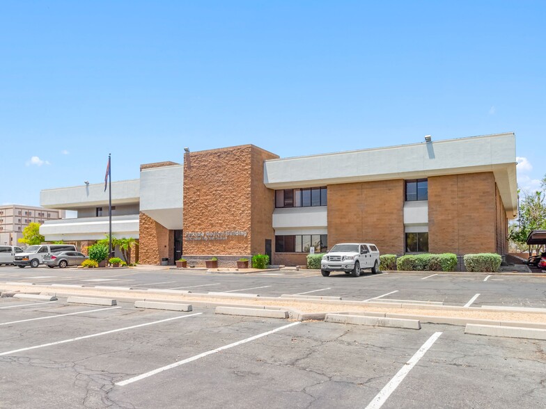 4616 N 51st Ave, Phoenix, AZ for lease - Building Photo - Image 1 of 4