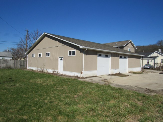 Plus de détails pour 1009 S Main St, Miamisburg, OH - Flex à vendre