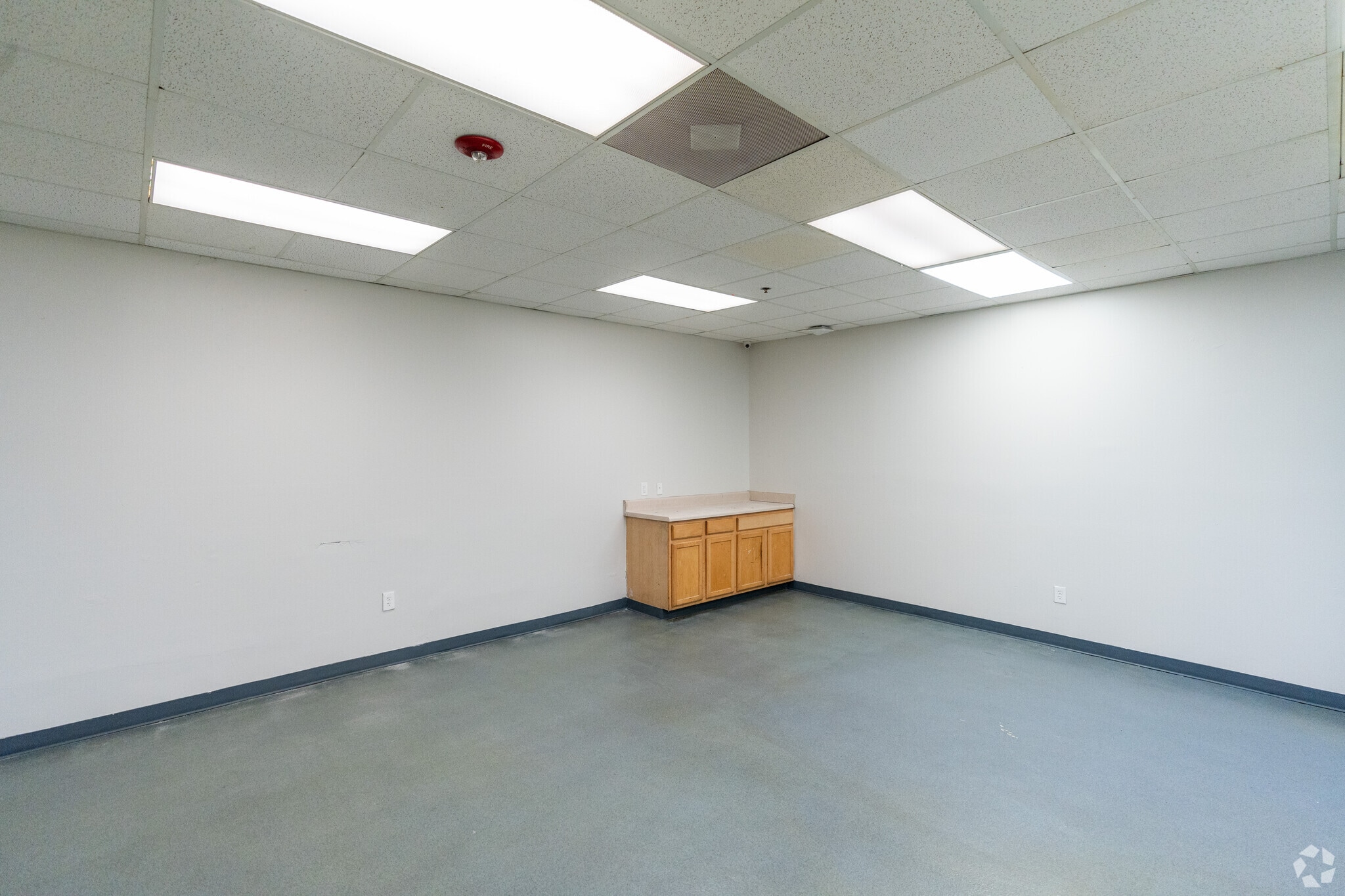 3211 Bramer Dr, Raleigh, NC for sale Interior Photo- Image 1 of 14